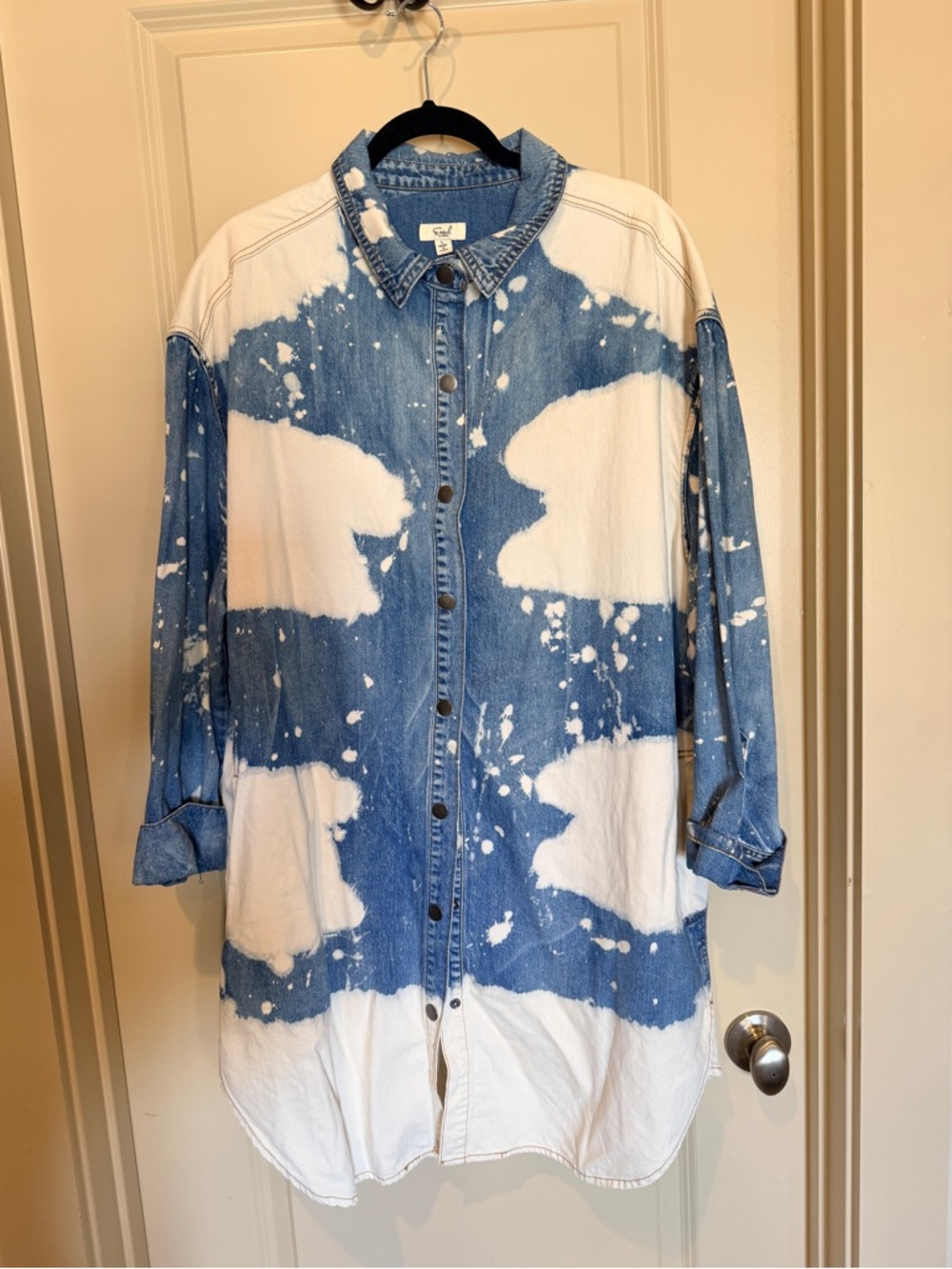 easel Blue and White Long Sleeve Tie-Dye Denim Shirt Dress